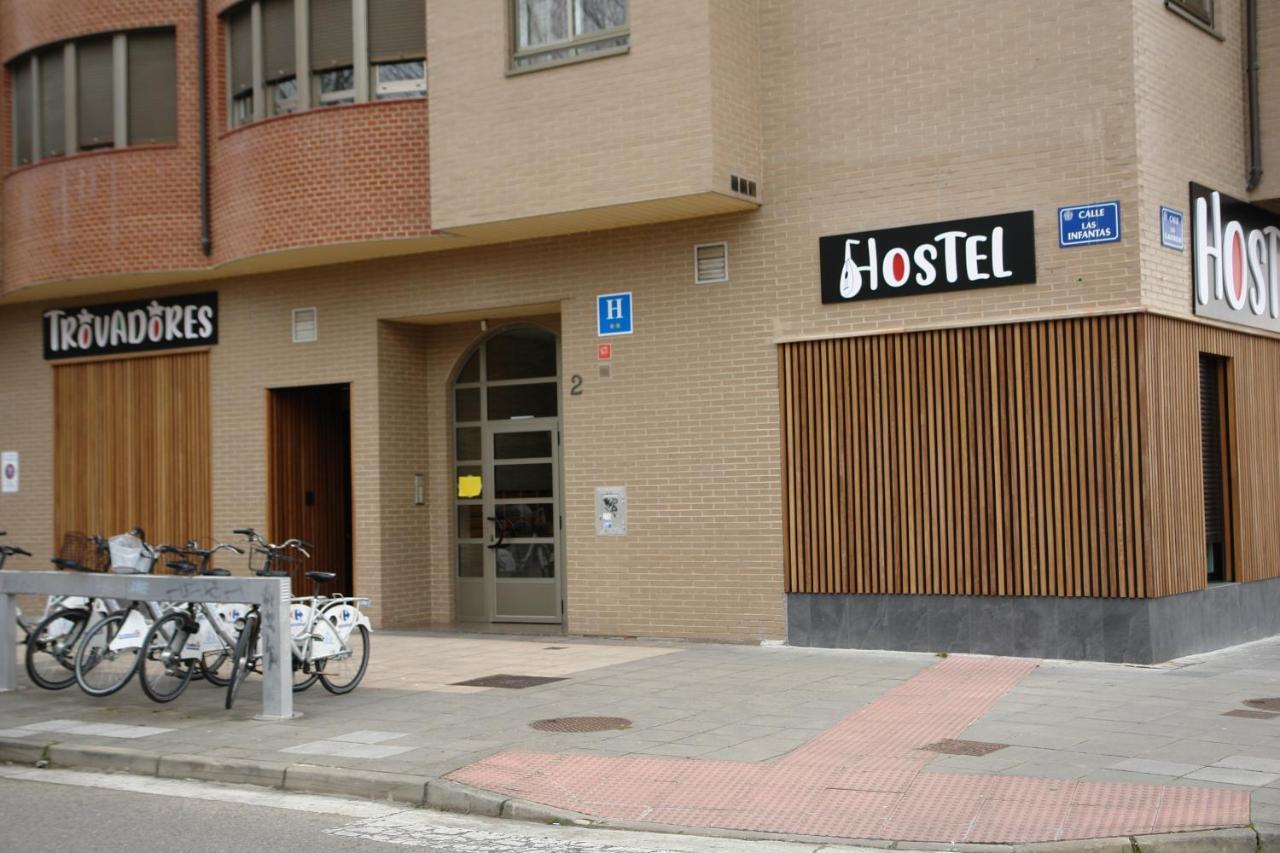 Hostel Trovadores Burgos Exterior foto