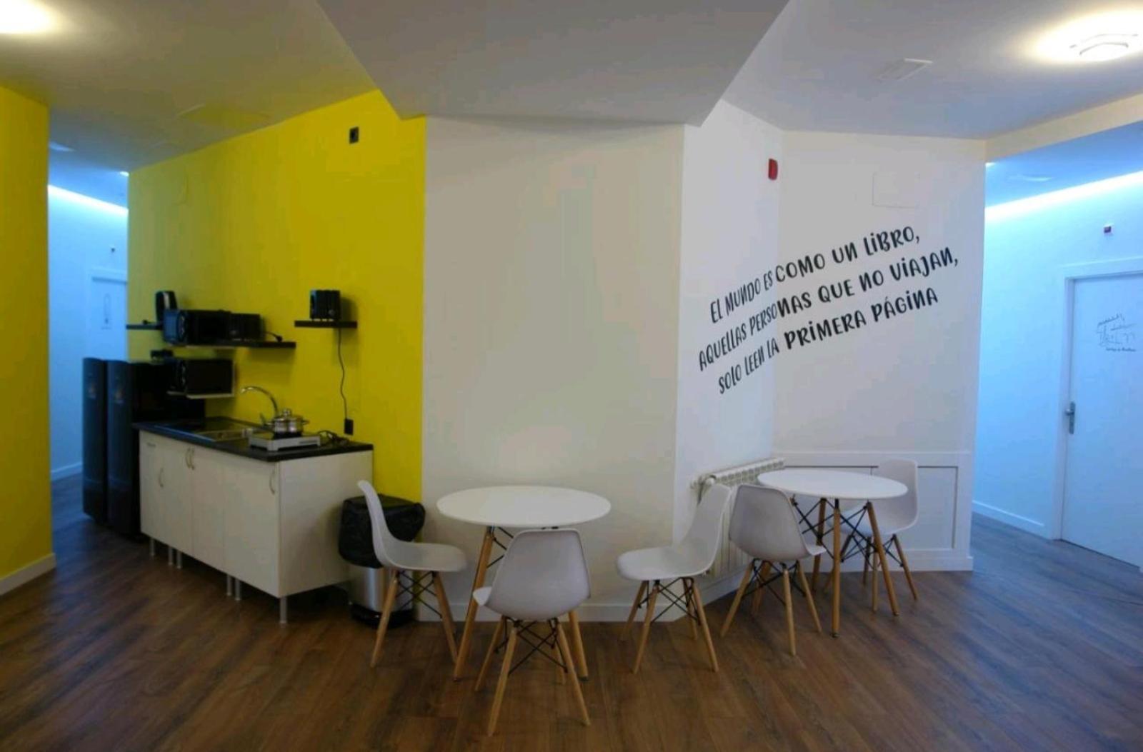 Hostel Trovadores Burgos Exterior foto